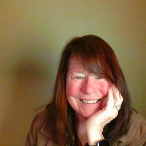 Meet your Posher, Dana